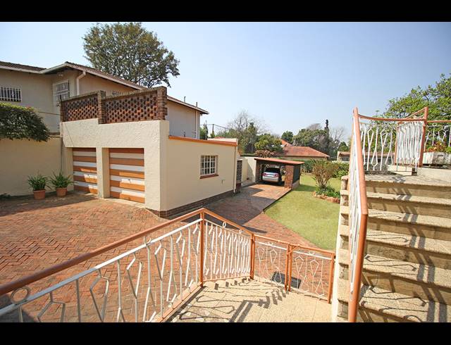 3 BEDROOM HOUSE FOR SALE IN OBSERVATORY